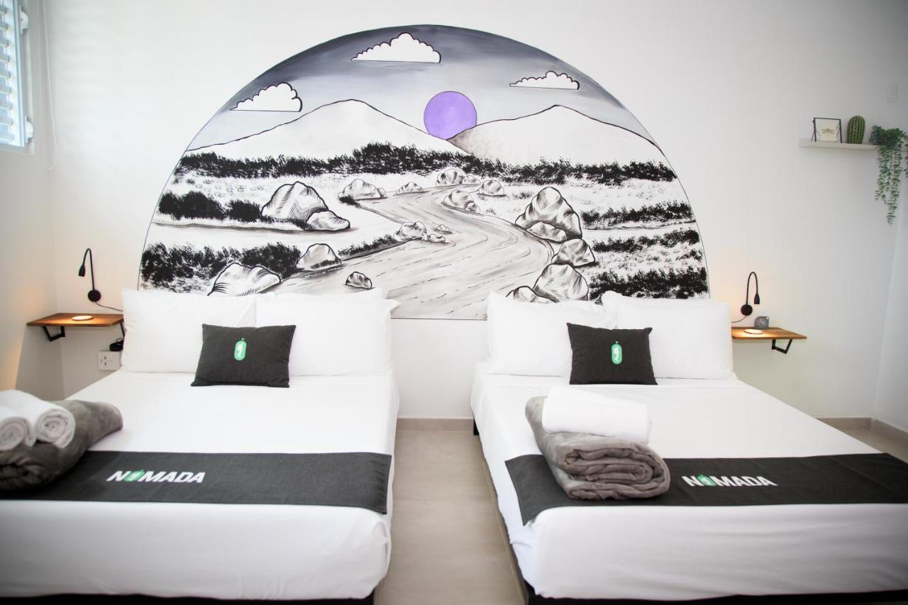 Nomada Beach Hostel- Isla Verde Сан-Хуан Экстерьер фото